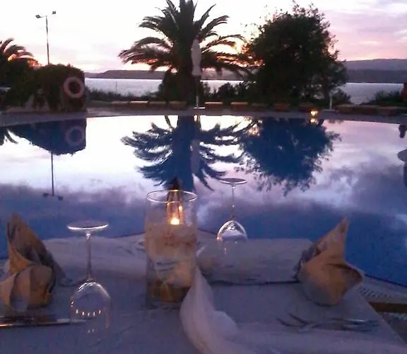 Hotel Enalion Suites
