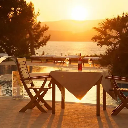 Ξενοδοχείο Enalion Suites Λάσση